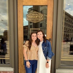 Meet your Posher, Caroline